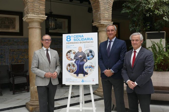 Presentación del cartel de la VIII Cena Solidaria ‘Hermano Bonifacio’.