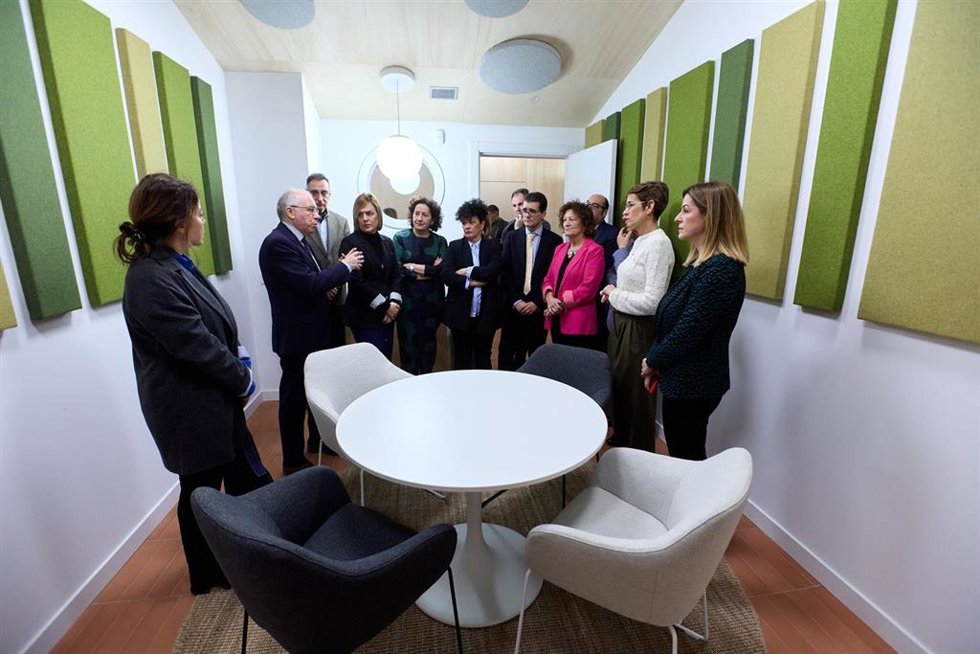 Visita al nuevo centro de atención integral para menores víctimas de abuso sexual, denominado Barnahus.