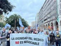 El tercer día de huelga de médicos continúa con amplio seguimiento en Baleares con el foco puesto en las concentraciones