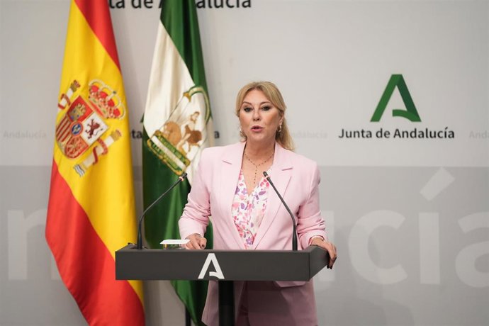 La portavoz del Gobierno andaluz, Carolina España, en la rueda de prensa posterior al Consejo de Gobierno del 29 de abril de 2026.