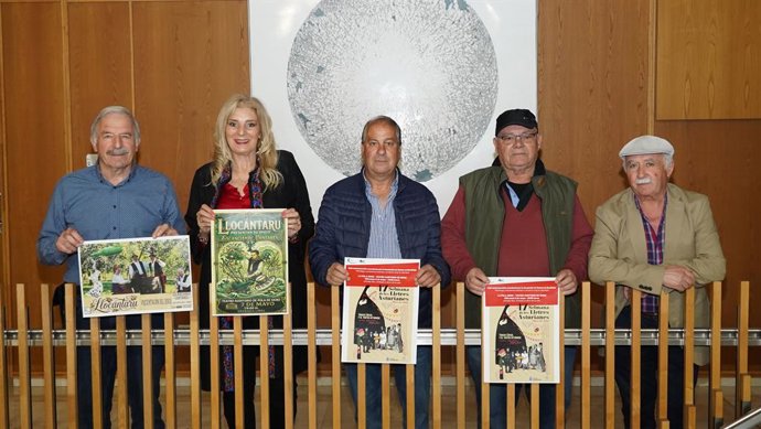 Presentación de la programación municipal del Ayuntamiento de Siero con motivo de la Selmana de les Lletres Asturianes.