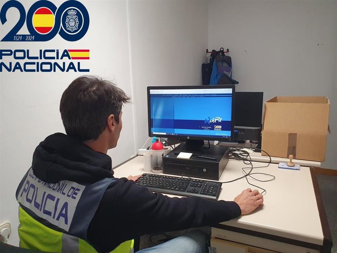 Agente de la Policía Nacional. Foto archivo