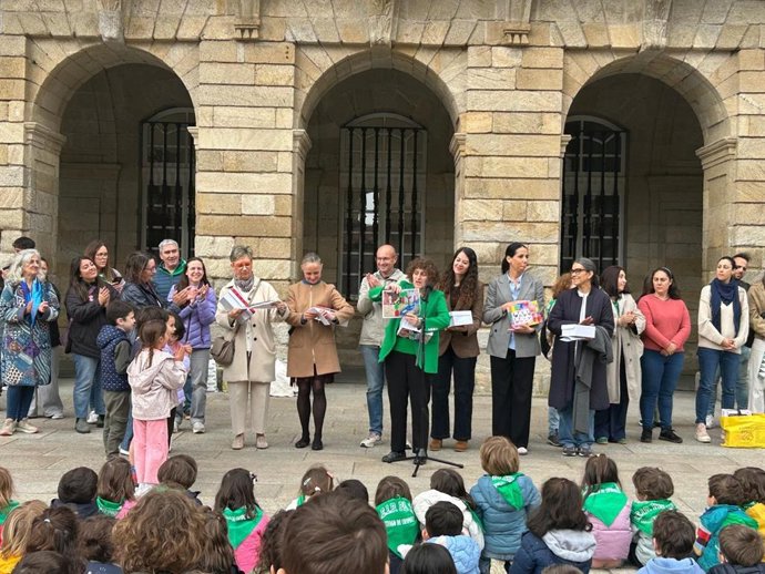 Acto con escolares celebrado esta mañana en el Obradoiro.