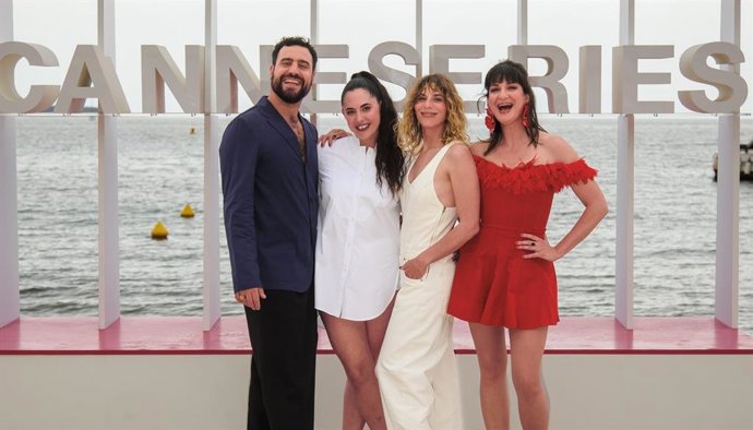 Yo siempre a veces se alza con el premio a mejor guion en Canneseries