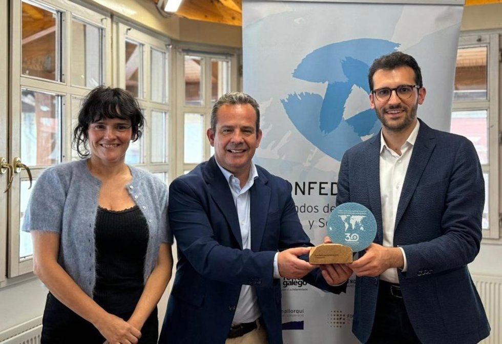 El conseller de Presidencia del Consell de Mallorca, Toni Fuster, participa en la asamblea general de Confocos.