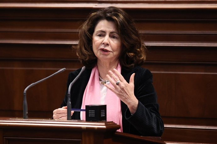 Matilde Asián, consejera de Hacienda del Gobierno de Canarias