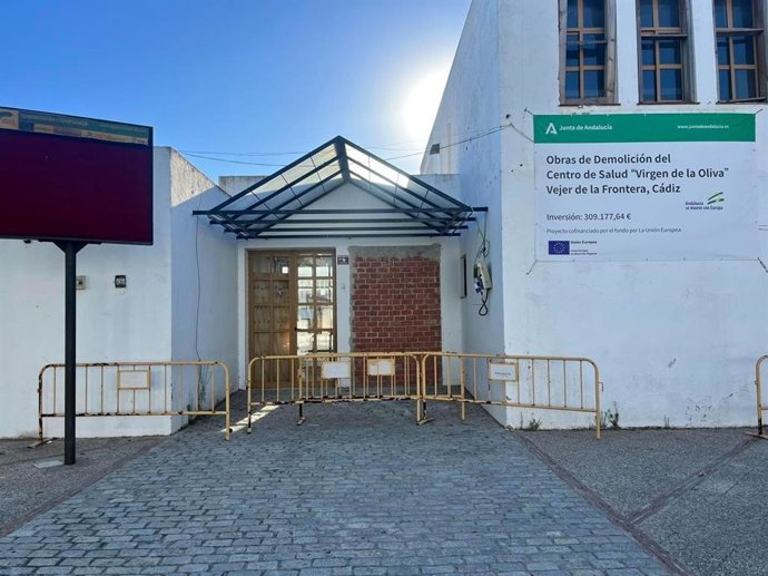 Archivo - Antiguo centro de salud de Vejer de la Frontera, donde se va a construir un nuevo centro sanitario.