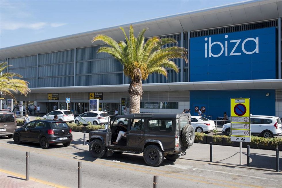 Archivo - Aeropuerto de Ibiza