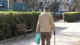 Archivo - Un estudio internacional concluye que muchos centenarios conservan rasgos inmunológicos propios de personas más jóvenes