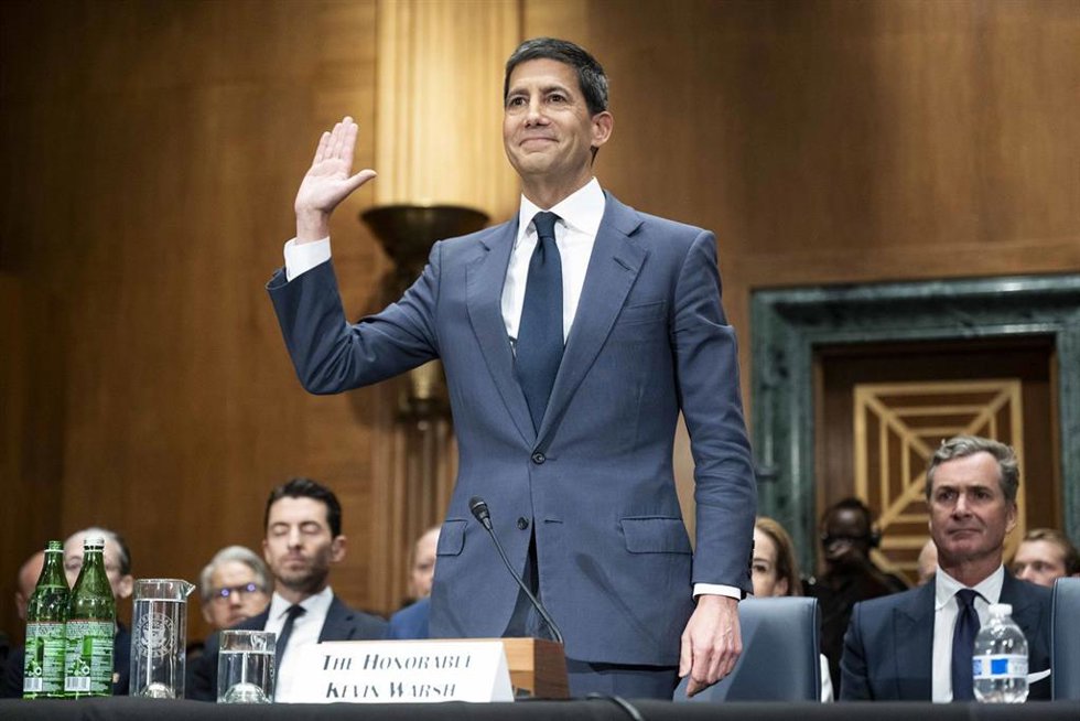 Kevin Warsh, nominado por Trump a presidir la Fed, en su comparecencia ante el Comité Bancario del Senado de Estados Unidos.