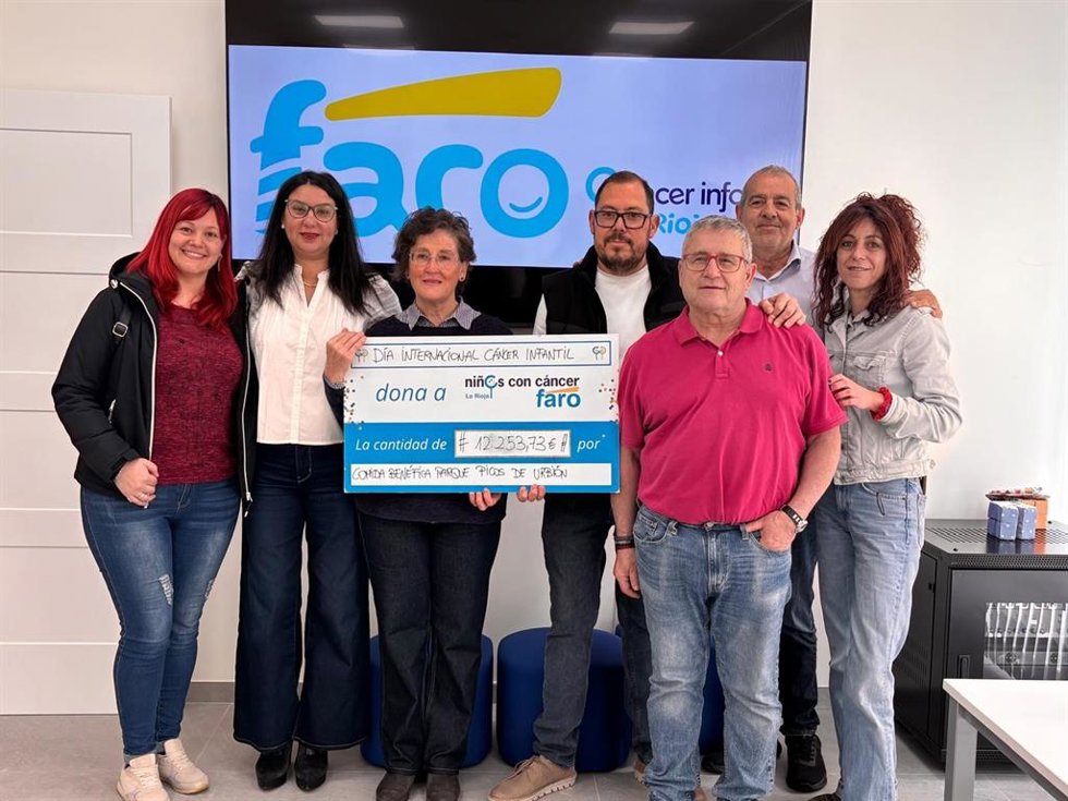 La comida benéfica por el cáncer infantil recauda más de 12.000 euros para apoyar a niños con cáncer y sus familias