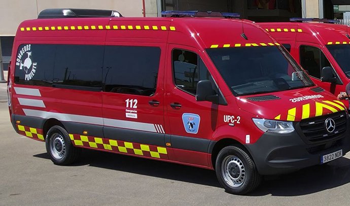 Furgoneta de Bomberos del Poniente.