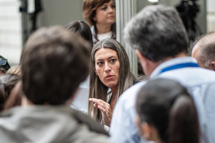 La portavoz de Junts en el Congreso, Miriam Nogueras, durante una sesión plenaria en el Congreso, a 29 de abril de 2026, en Madrid (España). La sesión de control se centra en la política económica, la gestión de fondos europeos y la situación territorial.