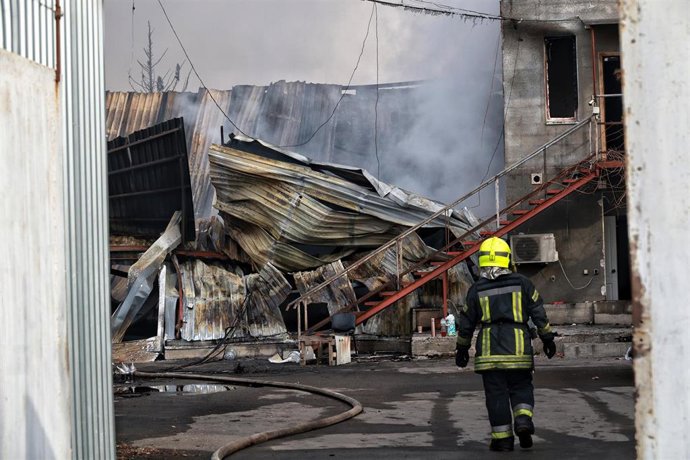 Archivo - Daños materiales tras un ataque de Rusia contra Odesa, en Ucrania, en marzo de 2025 (archivo)