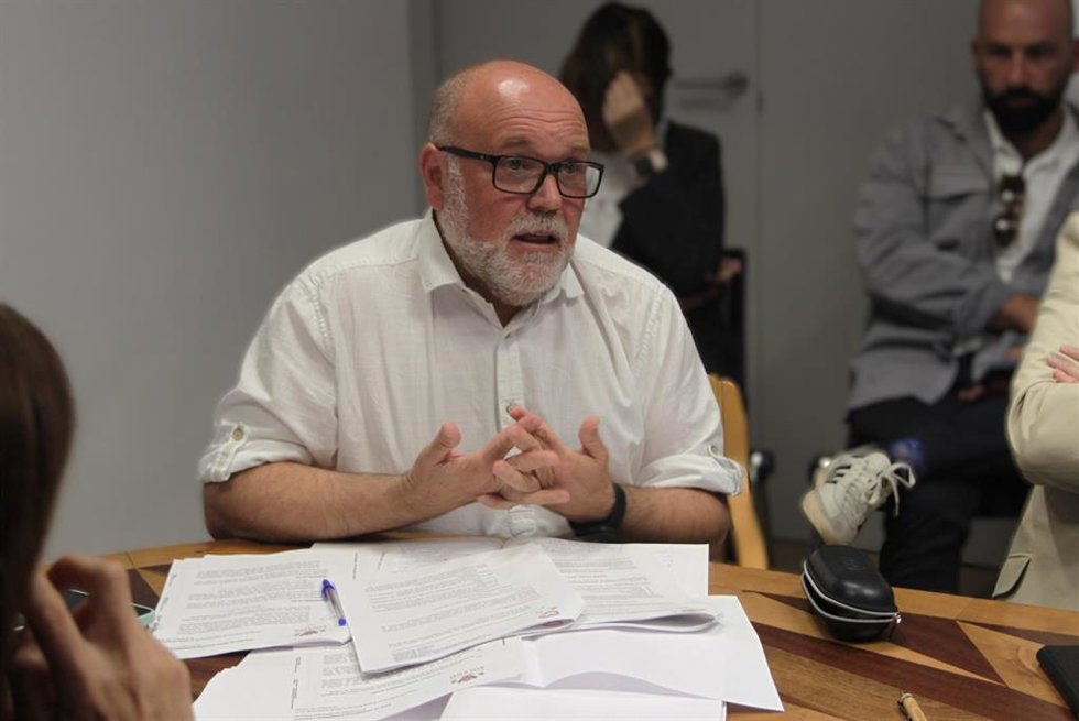 Archivo - Txema Fernández, portavoz de Izquierda Unida en el Ayuntamiento de Toledo.