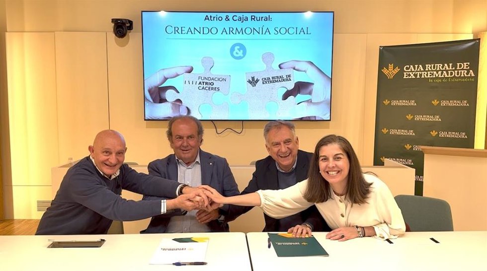Caja Rural de Extremadura y Fundación Atrio firman un convenio