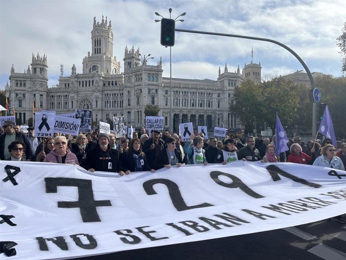 Archivo - Manifestación convocada en Madrid por la Marea de Residencias.