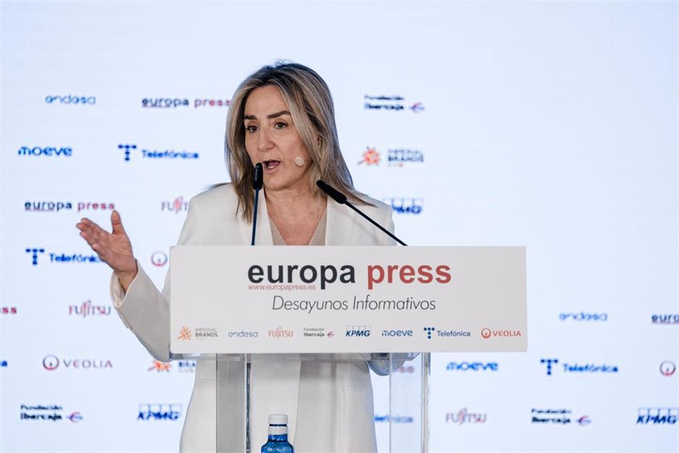 La ministra de Educación, Formación Profesional y Deportes, Milagros Tolón, participa en un desayuno organizado por Europa Press