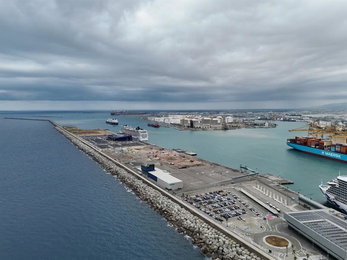 Espacio que ocupará la futura Terminal G de cruceros del Puerto de Barcelona