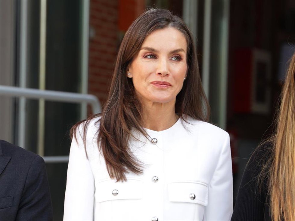 La Reina Letizia asiste al encuentro con un grupo representativo de mujeres gitanas en la sede central de la Fundación Secretariado Gitano, a 30 de abril de 2026