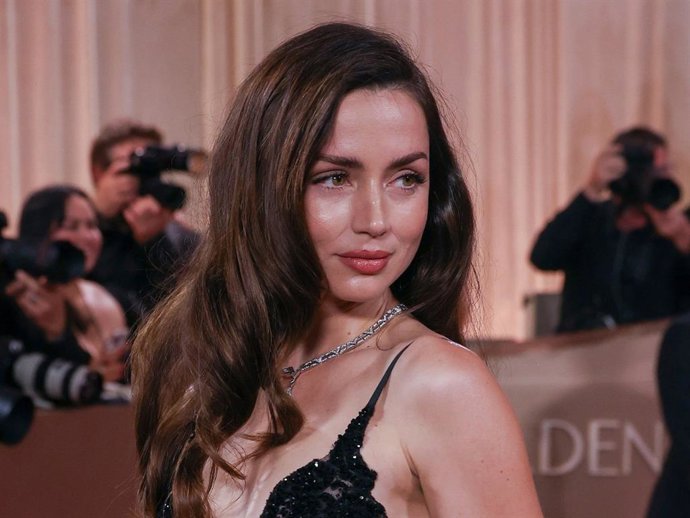 Ana de Armas cumple 38 años: los estilismos más inspiradores de la actriz que saltó de 'El Internado' a Hollywood
