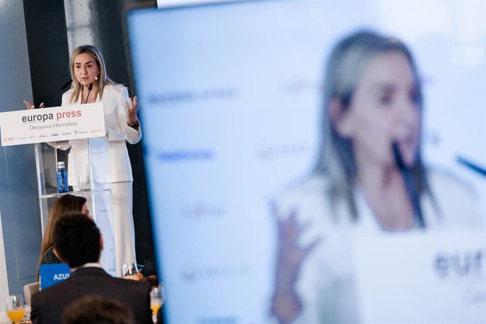 La ministra de Educación, Formación Profesional y Deportes, Milagros Tolón, participa en un desayuno organizado por Europa Press, a 30 de abril de 2026, en Madrid (España).