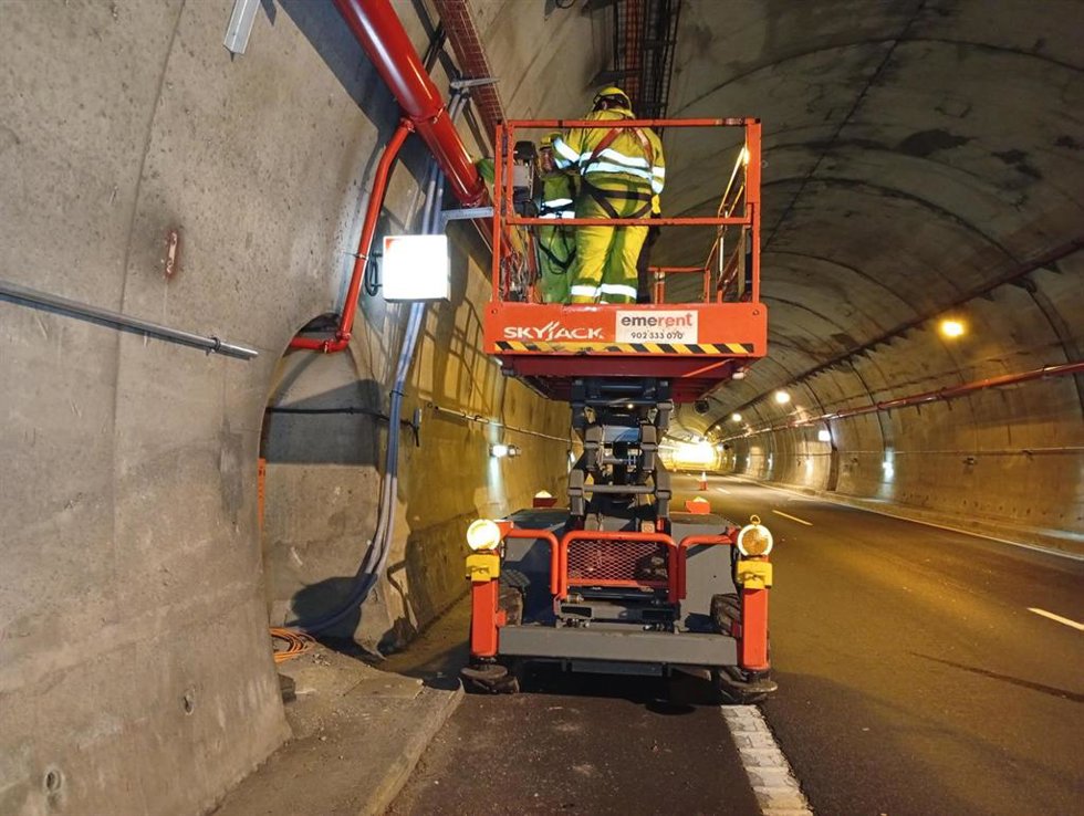 Obras en los túneles de la A-64 en Villaviciosa obligan a cortes de tráfico desde el 4 de mayo