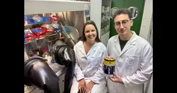La Universidad de Córdoba fabrica una batería con cáscara de pistacho sin emplear litio ni metales críticos