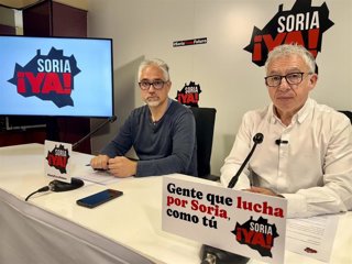 El portavoz de Soria ¡YA! Carlos Vallejo y el procurador Ángel Ceña abordan la situación del tren en Soria.