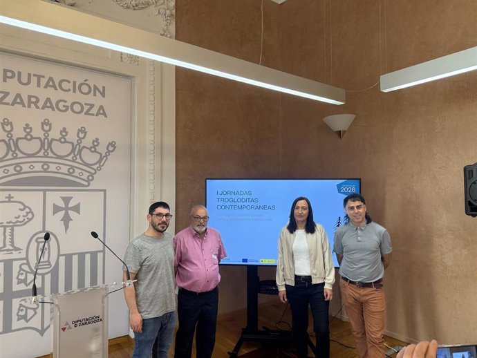 Del 3 al 5 de julio las cuevas, viviendas y bodegas de Moyuela y Azuara acogerán visitas, música, arquitectura, cerámica y proyecciones