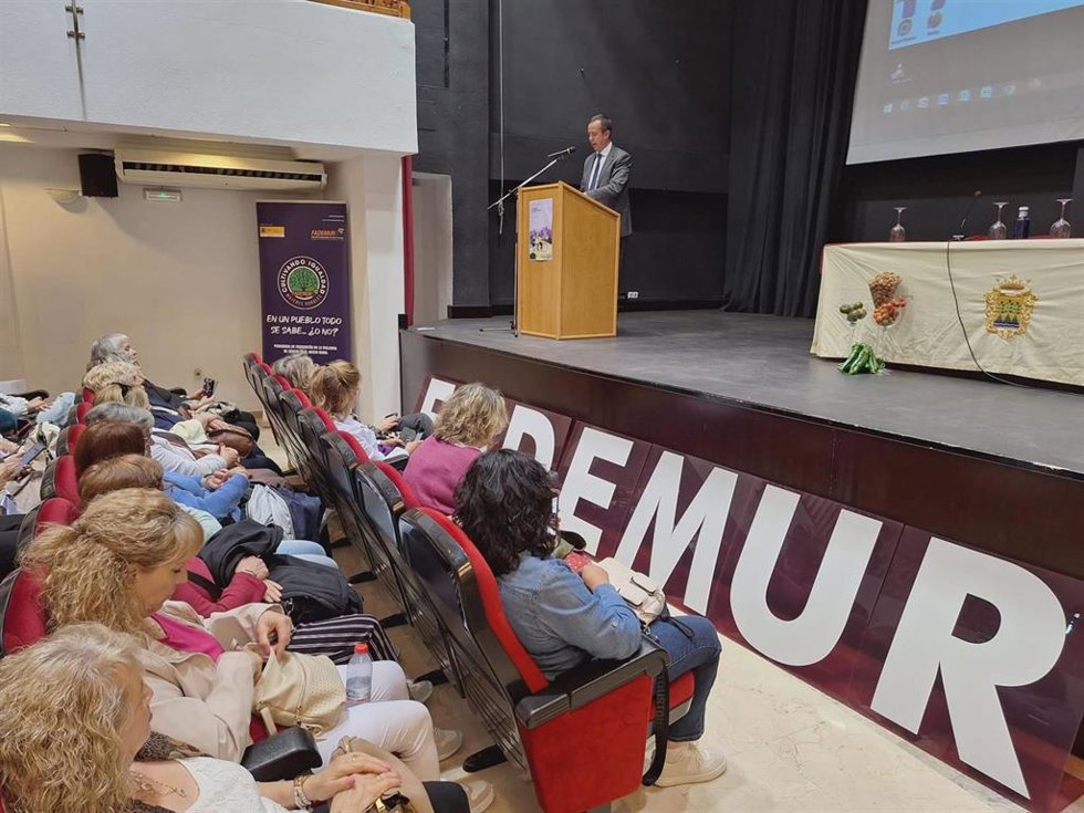 El subdelegado del Gobierno en Almería, José María Martín, durante la clausura del programa 'La Vuelta a la España Rural' en Vélez-Blanco.
