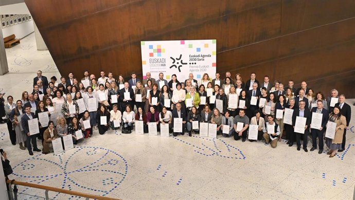 La OSI Donostialdea-Osakidetza ha obtenido el reconocimiento "Konpromisoa" del Premio Euskadi Agenda 2030