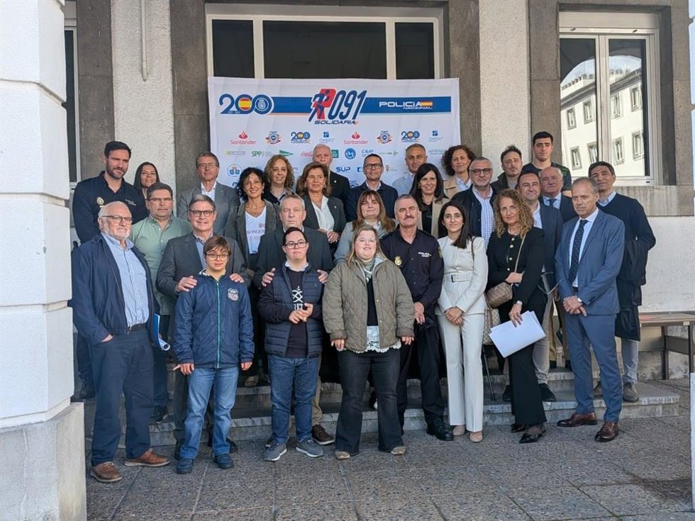 Presentación de la carrera solidaria de la Policía Nacional Ruta 091.