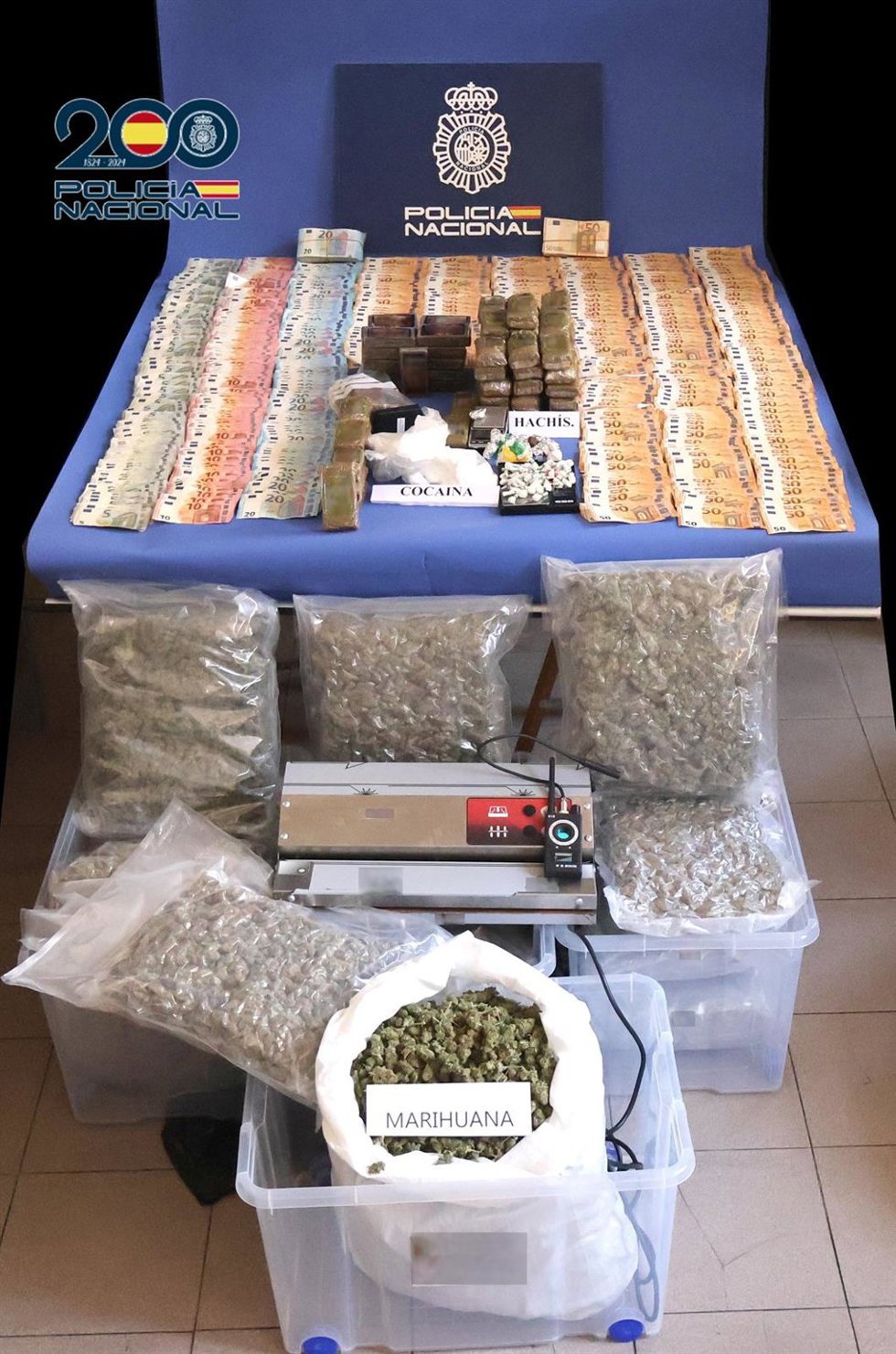 Cocaína, marihuana, hachís y dinero intervenido a la organización criminal de gran actividad desde Córdoba.