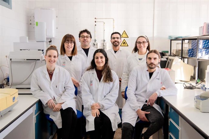 Investigadores del IGM responsables del estudio sobre el aceite de gusano de la harina en dietas de corderos.