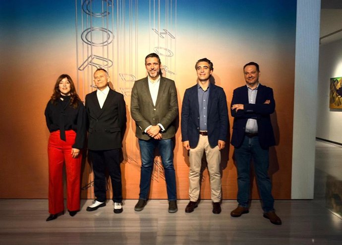 Presentación de la exposición 'Cortina de hormigón. Especulación y sueño en la Almería de los 60' en el Museo de Almería.