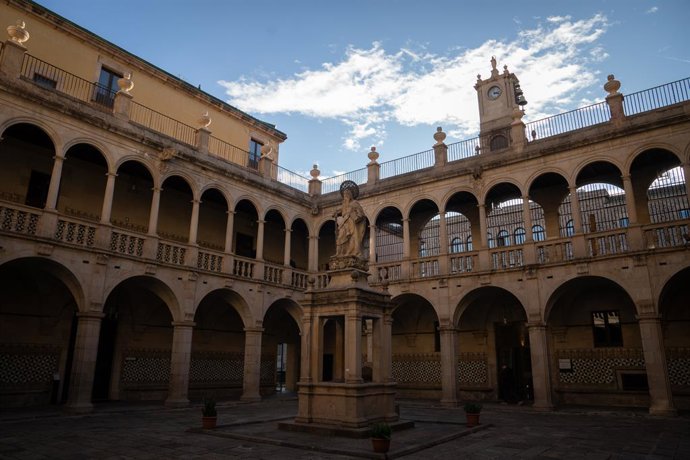 Archivo - Vista interior de l'Institut d'Estudis Catalans