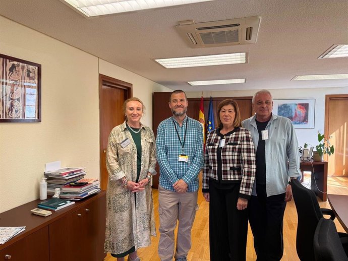 Reunión del Sindicato de Técnicos de Enfemería con el director general de Ordenación Profesional, Miguel Ángel Máñez.