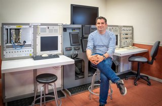 Archivo - El investigador español Manuel Soler, finalista en los premios internacionales contra el cambio climáto.