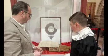El Archivo Histórico Provincial de Jaén exhibe uno de los documentos que atestiguan el paso de Cervantes por la capital