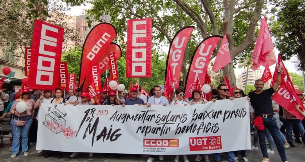 Archivo - Mnifestación del 1 de mayo en Palma, Día Internacional del Trabajador