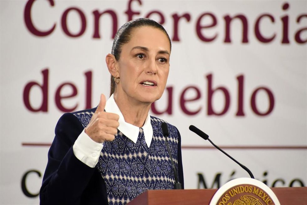 La presidenta de México, Claudia Sheinbaum, durante una de sus conferencias matutinas conocidas como 'Las Mañaneras'.