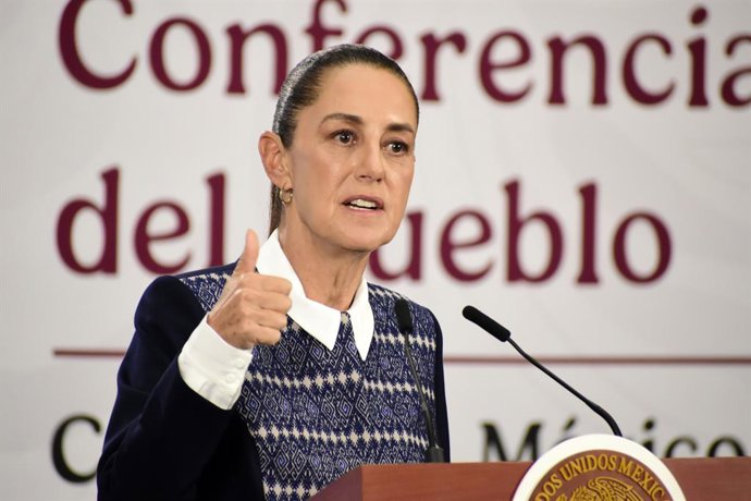 La presidenta de México, Claudia Sheinbaum, durante una de sus conferencias matutinas conocidas como 'Las Mañaneras'.