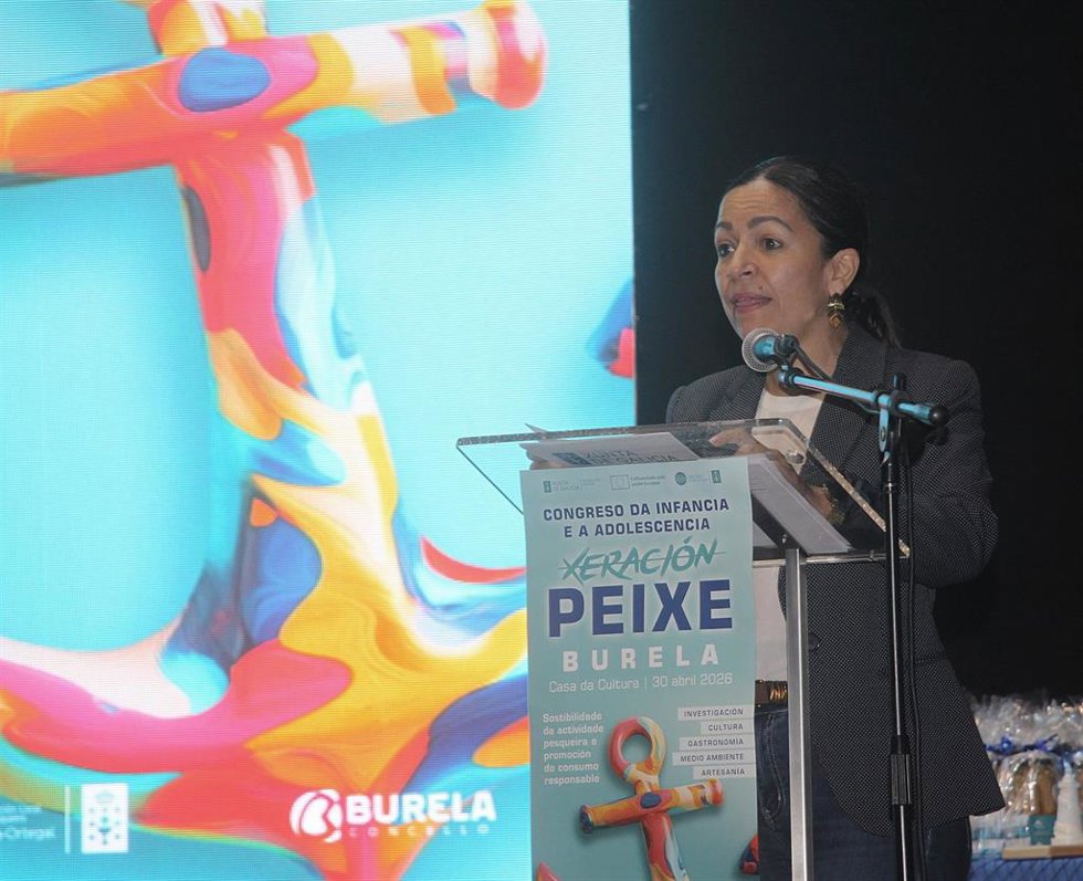 La conselleira do Mar, Marta Villaverde, participa en el Congreso de Infancia y Adolescencia celebrado en la Casa de la Cultura de Burela