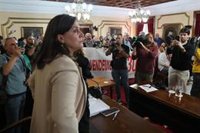 Concluye en el último pleno de Lugo antes de la moción de censura, marcado por la tensión y la nueva mayoría