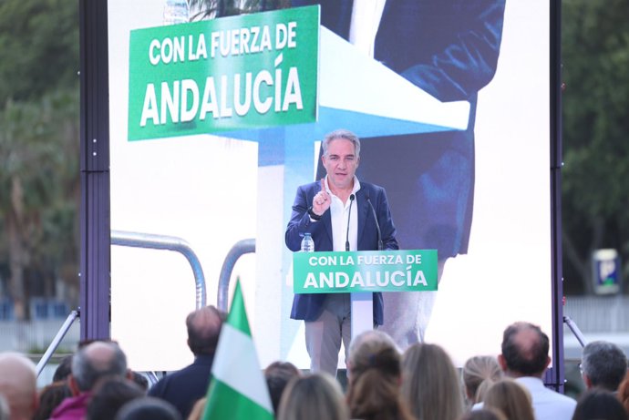 El vicesecretario de Coordinación Autonómica, Local y Análisis Electoral del PP, Elías Bendodo, 