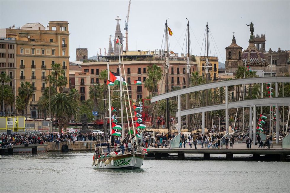 Archivo - Un barco de la segunda expedición de la Global Sumud Flotilla, parte del Moll de la Fusta, a 12 de abril de 2026, en Barcelona, Catalunya (España).