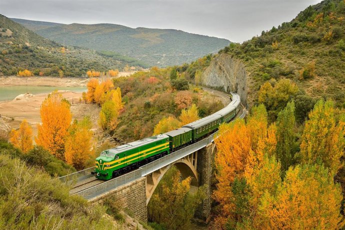 Durante los meses de julio y agosto el tren operará hasta cuatro salidas diarias.