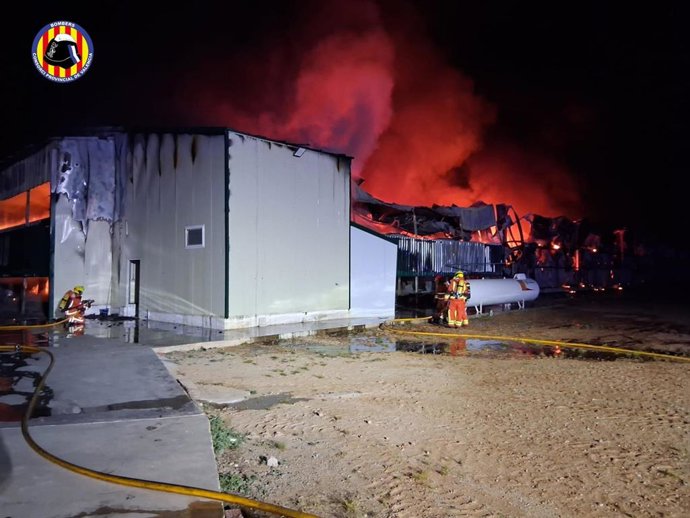 Imagen del incendio en la granja