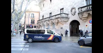 Juzgan a cinco acusados de apalizar a un hombre en el Puerto de Alcúdia